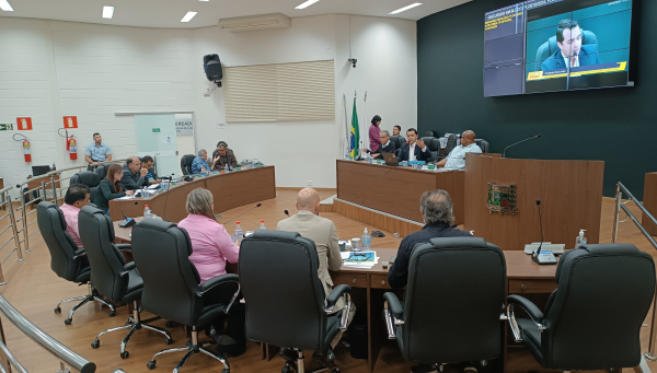 Câmara de Araxá aprova verbas para o CAMTA, CONSEP e apoio a Queima do Alho