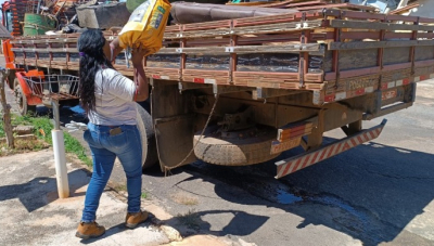 Prefeitura informa que mutirão no Jardim das Oliveiras recolheu 15 toneladas de entulho em Araxá