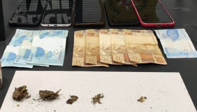PC de Campos Altos prende duas pessoas com mais de R$ 500 e substâncias semelhantes a crack e maconha