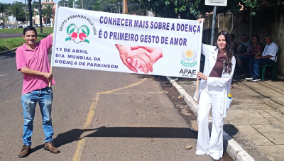 Blitz reforça conscientização sobre Parkinson e destaca importância do tratamento em Araxá