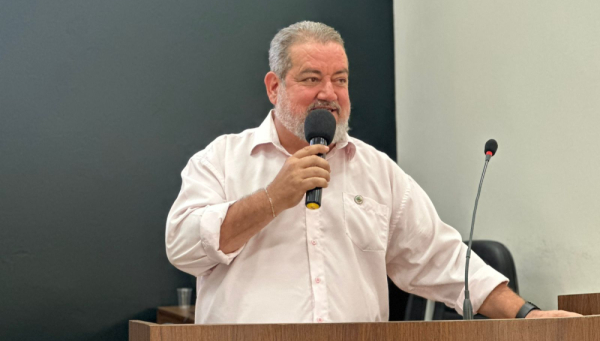 Marciony Sucesso apresenta demandas para trânsito, limpeza urbana e regulamentação ambiental em Araxá