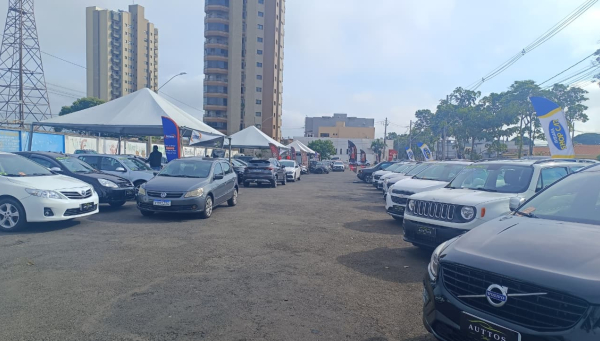 Banco Omni e Imbiara Shop Car prometem facilitar aprovação de crédito durante feirão automotivo em Araxá