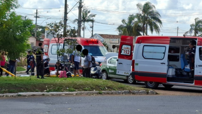 Mulher e criança ficam feridas após colisão entre moto e carro próximo à Sagrada Família, em Araxá