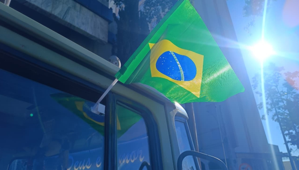 Debate Esportivo repercute momento do Brasil na Copa do Mundo e ouvintes demonstram confiança