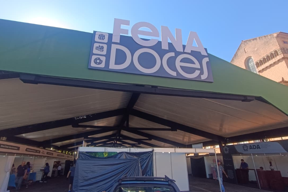 Fenadoces 2026 começa nesta quarta (8) com programação gratuita e expectativa de grande público em Araxá