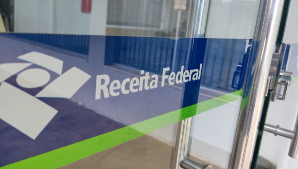 Receita Federal libera consulta ao 3º lote da restituição do Imposto de Renda 2026 nesta sexta (24)