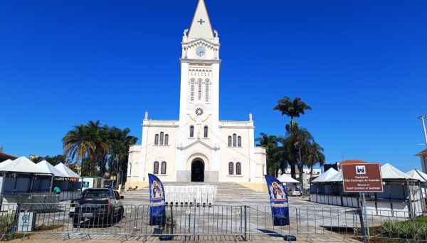 Sua fé pode mudar tudo: Festa do padroeiro de Araxá celebra força da fé e da união da comunidade