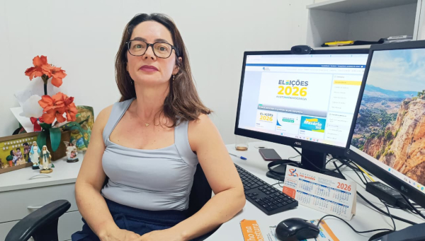 Urnas eletrônicas chegam a Araxá, e Cartório Eleitoral orienta eleitores sobre ordem de votação em 2026