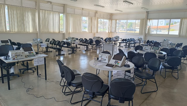Mais de mil mesários começam treinamento para as eleições em Araxá e Tapira