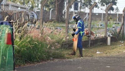 Serviços de limpeza e manutenção atendem bairros, praças e estradas rurais nesta quarta-feira (2), em Araxá