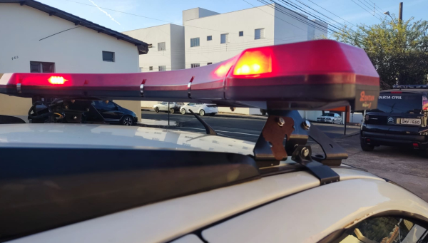 Homem tenta fugir de bicicleta, mas é preso com drogas em Araxá